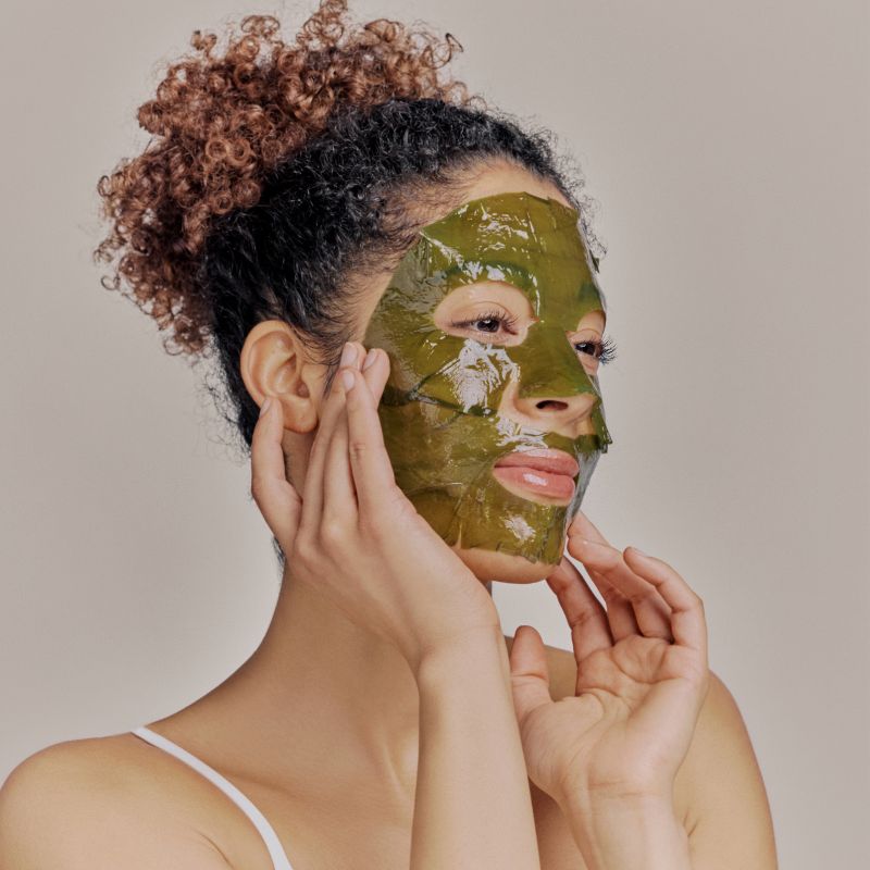 Whamisa Organic Kelp Leaf Sheet Mask for glass skin and barrier repair.
